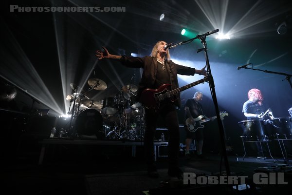 NEW MODEL ARMY - 2022-11-10 - PARIS - Trabendo - 